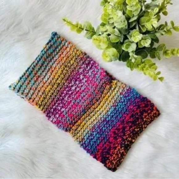 Handmade Multicolor Chunky Knit Infinity Scarf Cozy Winter Accessory One Size - Picture 3 of 8
